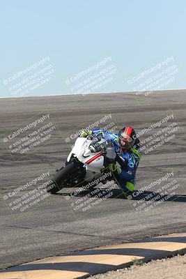 media/Oct-13-2025-Moto Forza (Mon) [[a66d839500]]/2-A Group/Session 2 (Bowl)/